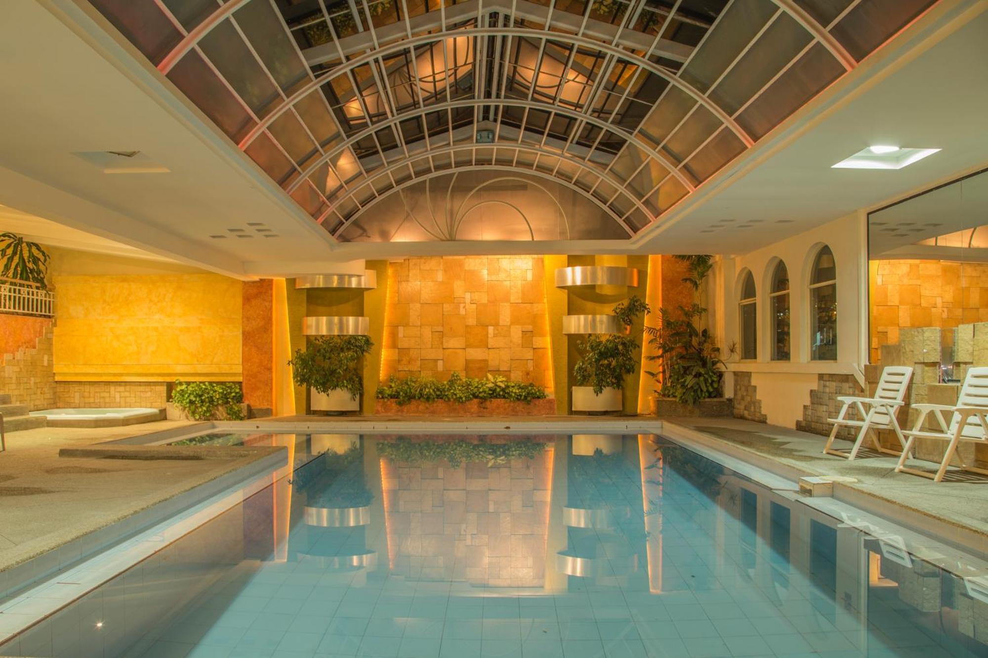 Hotel Libertador Loja Ngoại thất bức ảnh