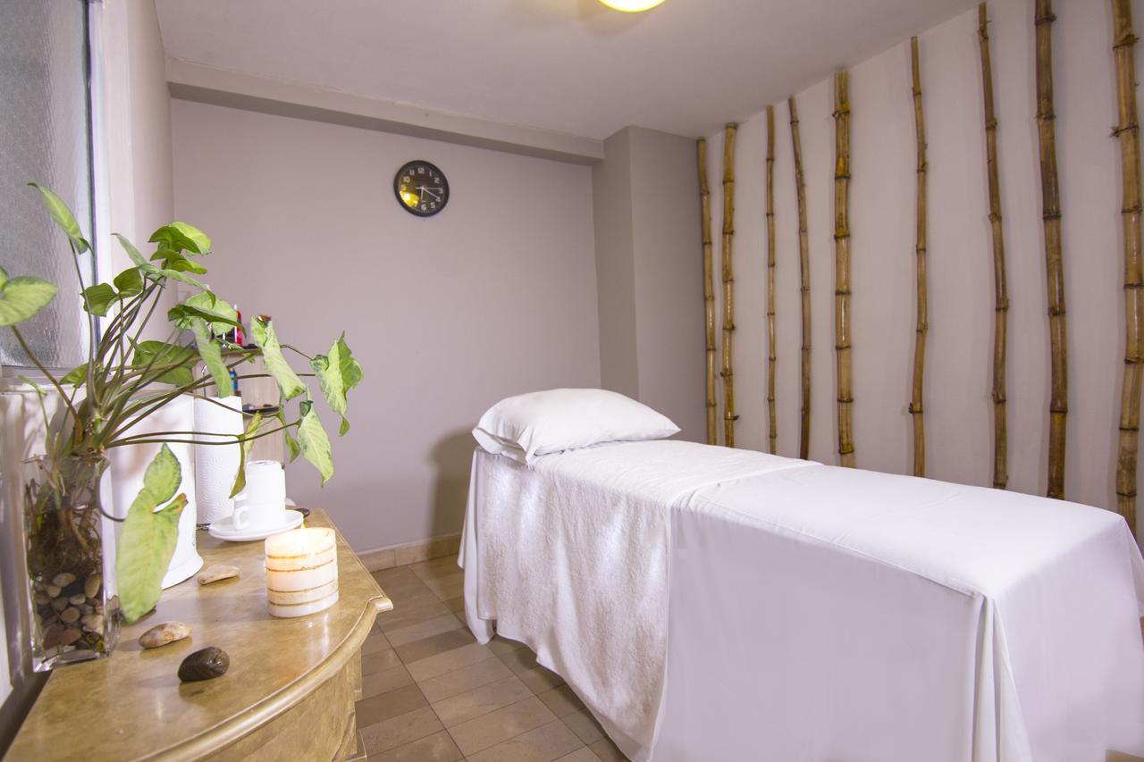 Hotel Libertador Loja Ngoại thất bức ảnh
